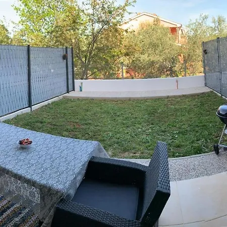 Apartament Meli Maisonette Ližnjan