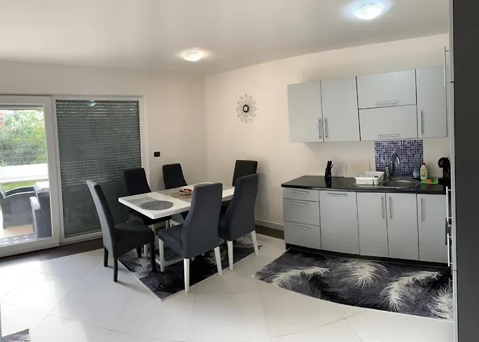 Meli Maisonette Ližnjan